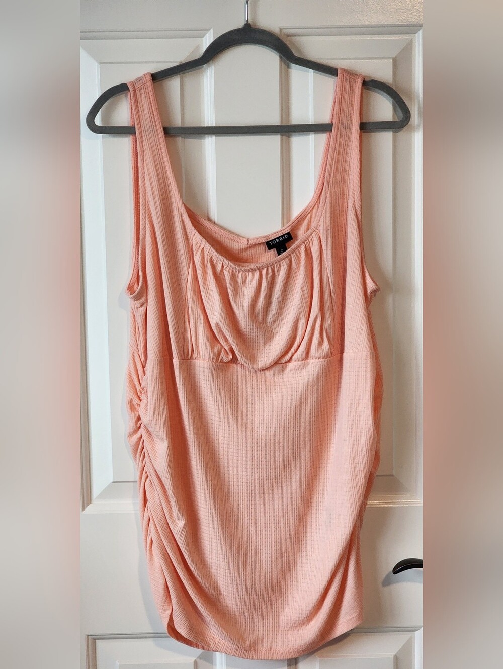 New With Tags Torrid Peach Scoop Ruched Side Ribbed Tank Top Plus Size 2X